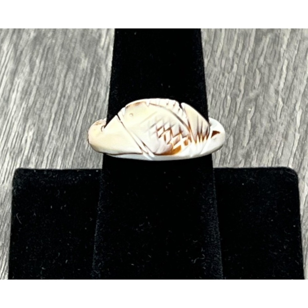 Carved Shell Fish Ring Size 8 White Brown Natural Boho Beach Surfer Hawaiian